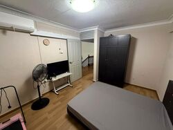 Blk 558 Jurong West Street 42 (Jurong West), HDB Executive #591311361